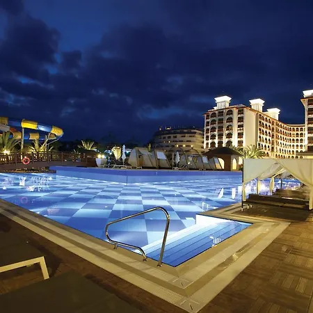 Quattro Beach & Hotel
