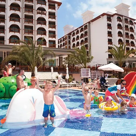 Hotel Quattro Beach & Konaklı