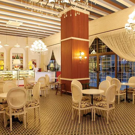 Quattro Beach & Hotel