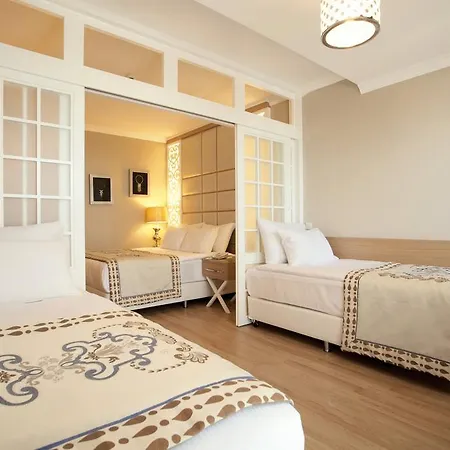 Hotel Quattro Beach & Konaklı