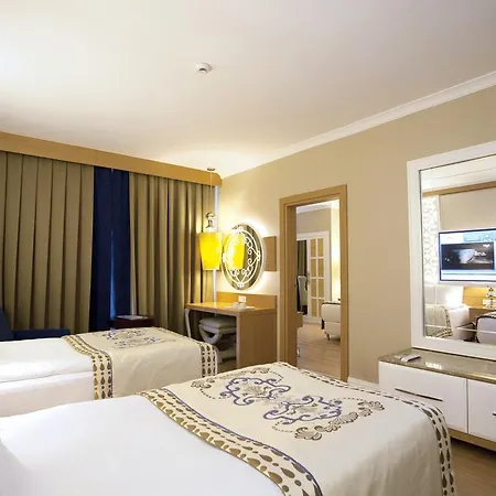Hotel Quattro Beach & Konaklı