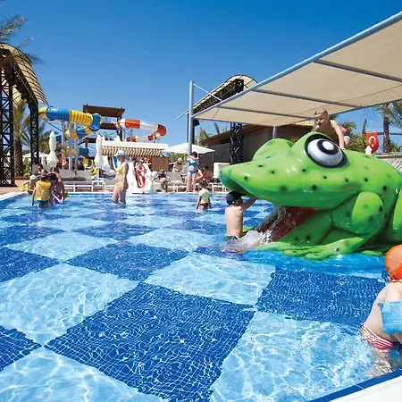 Quattro Beach &