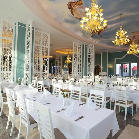 Hotel Quattro Beach & Konaklı